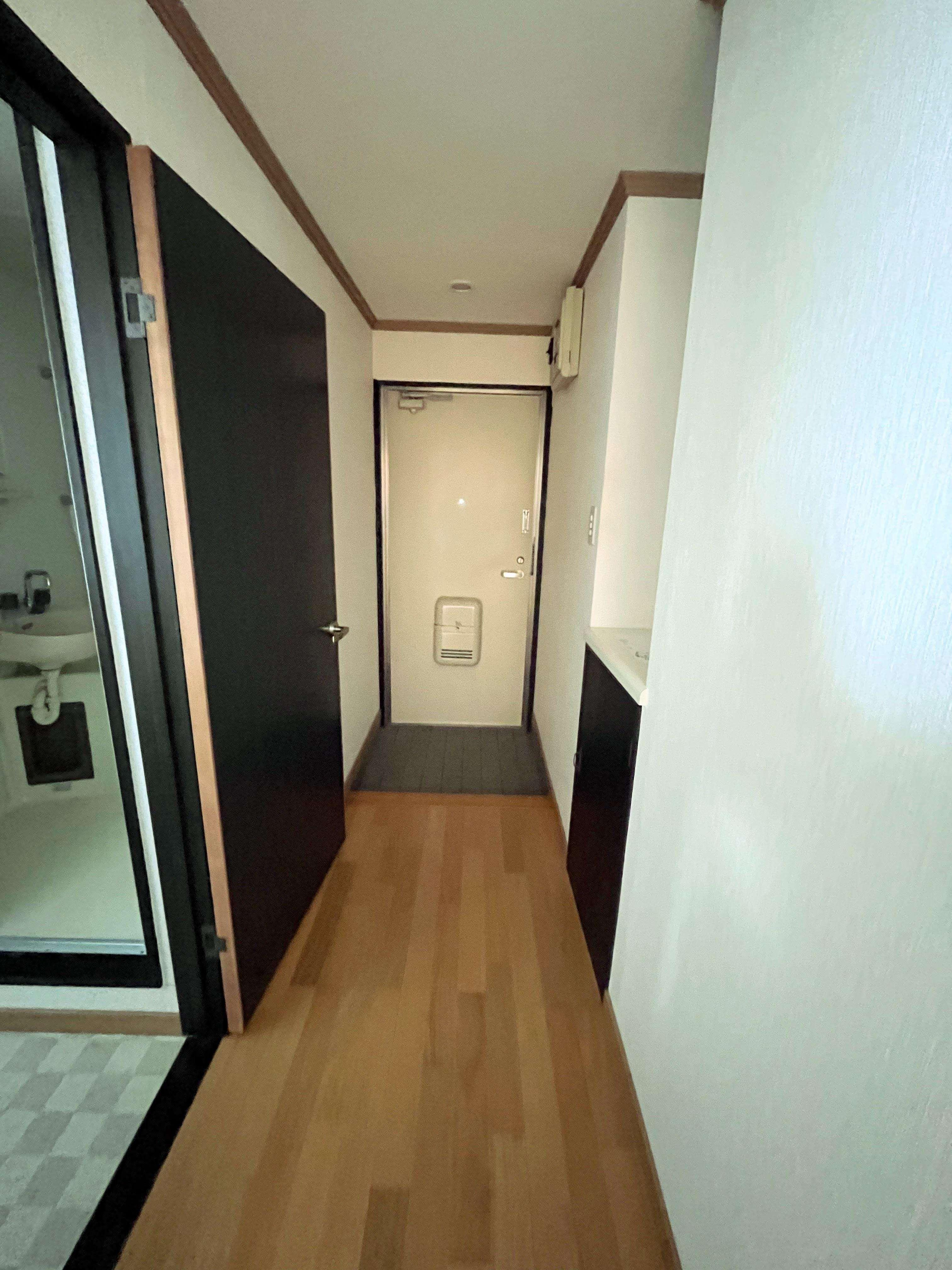 ルナハイツ Part 3の玄関