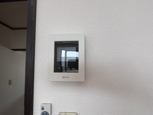 ルナハイツ Part 1のセキュリティ|モニター付きインターホン