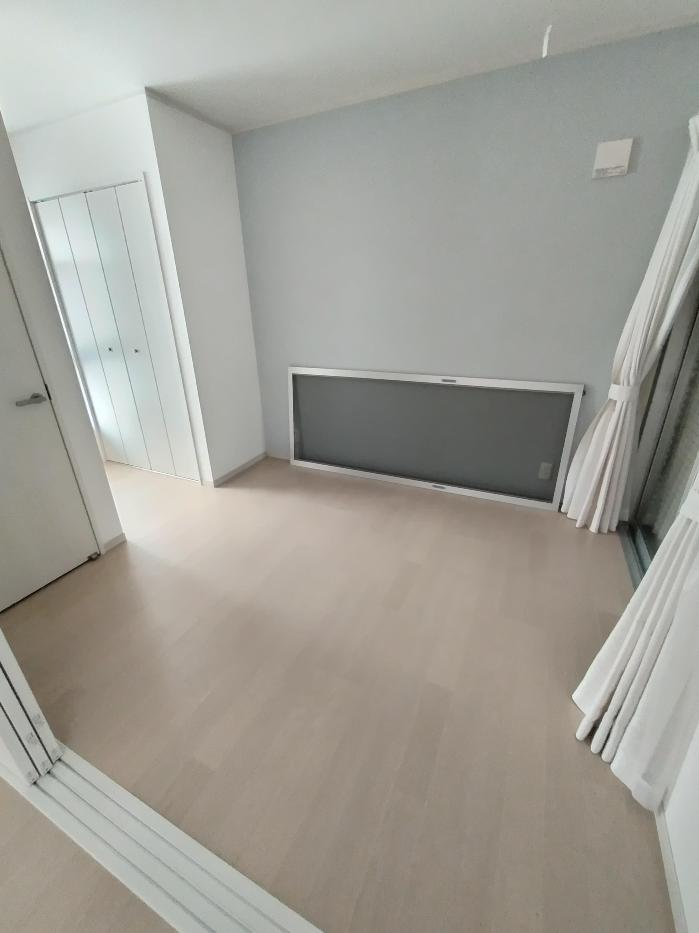 安武アパートの洋室