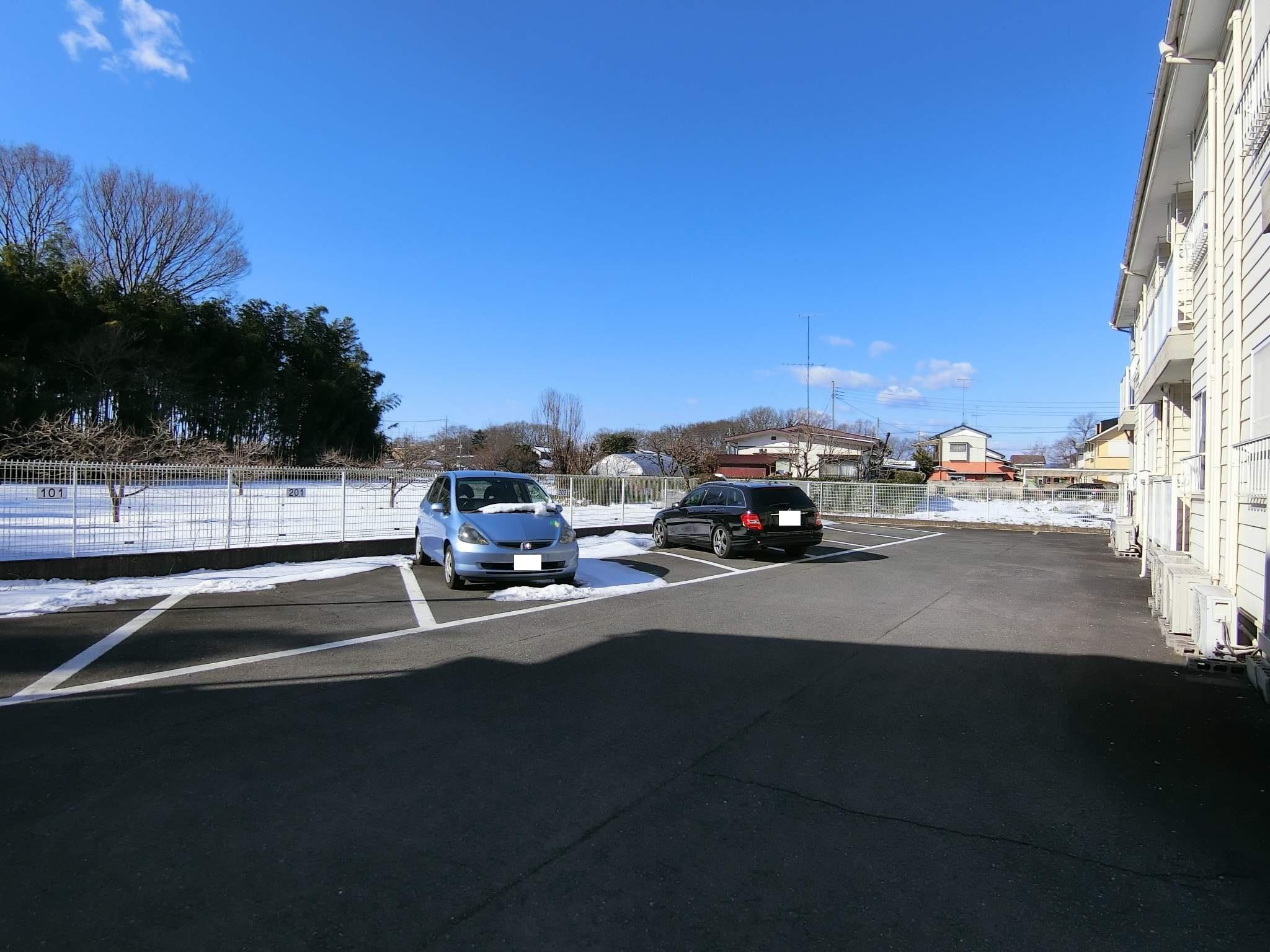 クイートハイムの駐車場