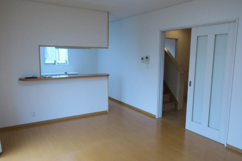 喜沢戸建ての居間・リビング