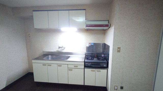 協栄マンションOYAMAのキッチン|※同間取りの701号室の写真です