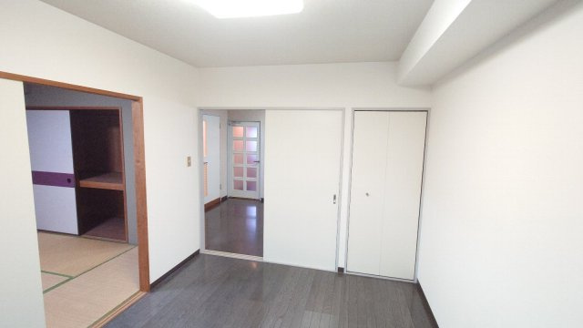 協栄マンションOYAMAの洋室|6帖洋室※同間取りの701号室の写真です