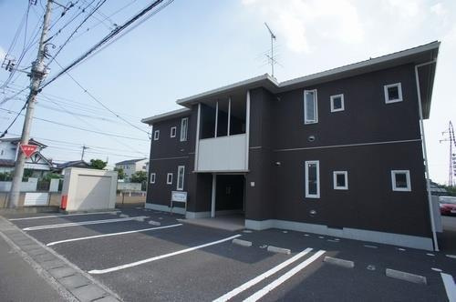 グランドゥールＡ棟の駐車場