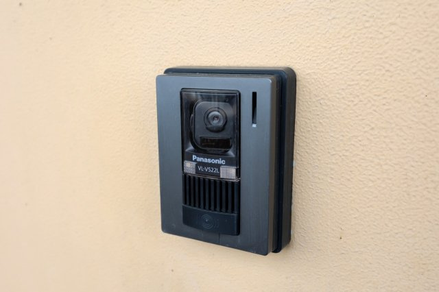 ラ・セゾン城北のセキュリティ|玄関ドアホン