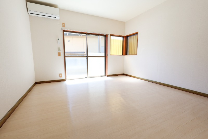 ストレイキャットの洋室