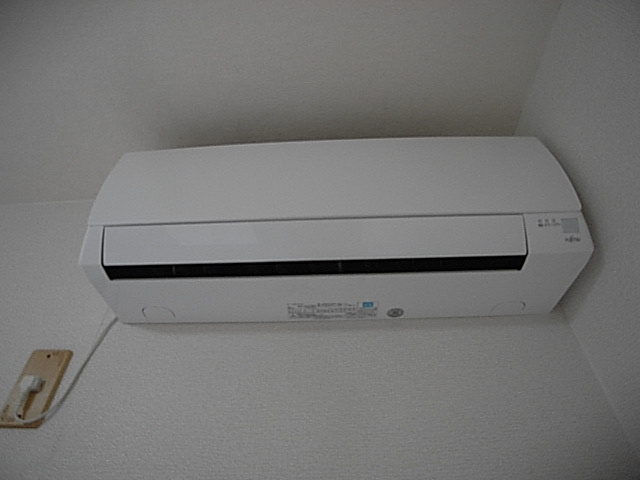 ストレイキャットの設備|エアコン完備です