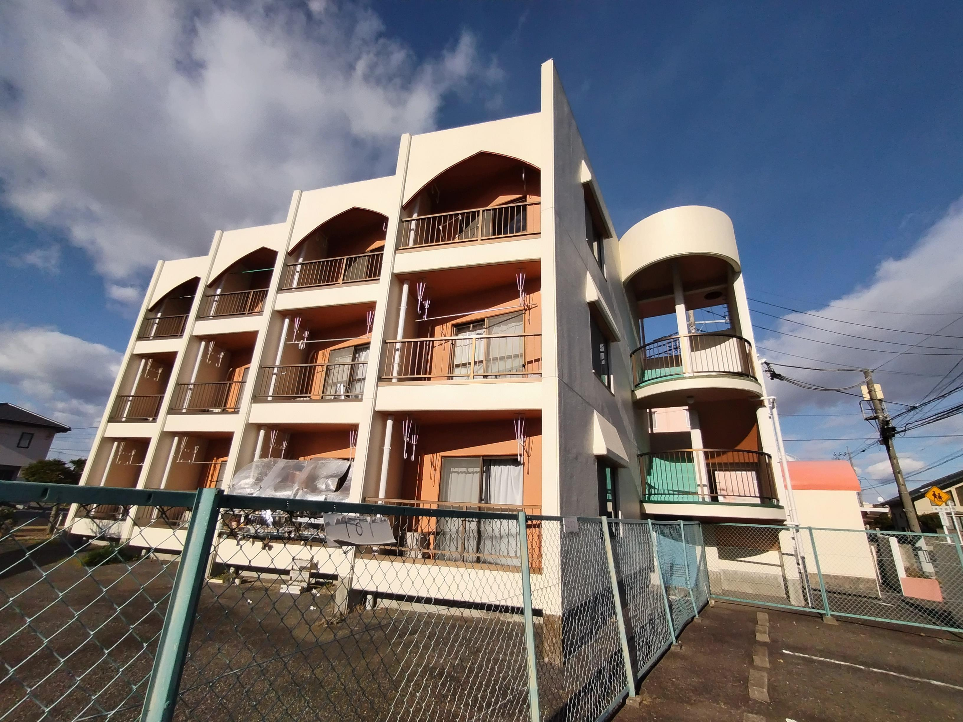 ヴィラあらいの外観|建物外観