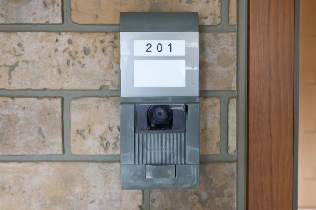 アムールレジデンスのセキュリティ|玄関ドアホン