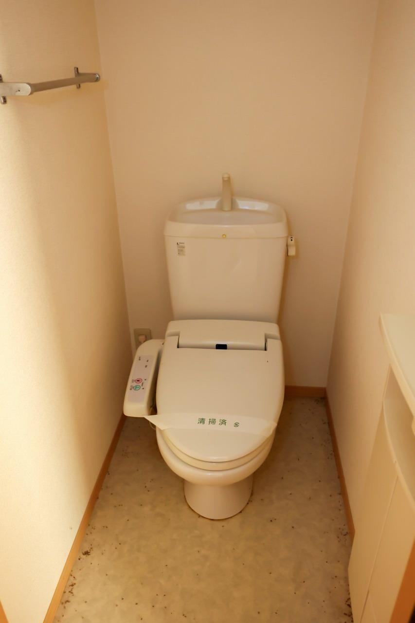 アムールレジデンスのトイレ|ウォシュレットトイレです