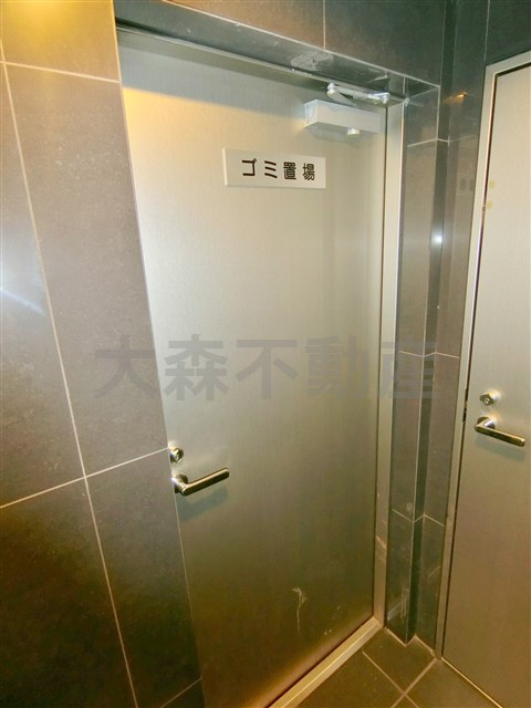 ブライズ大森東TREのその他共用部分|曜日時間関係なくゴミ出し可能な敷地内ごみ捨て場