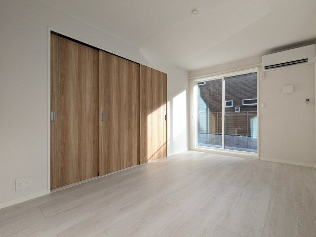 ステラコート浅間町の居間・リビング