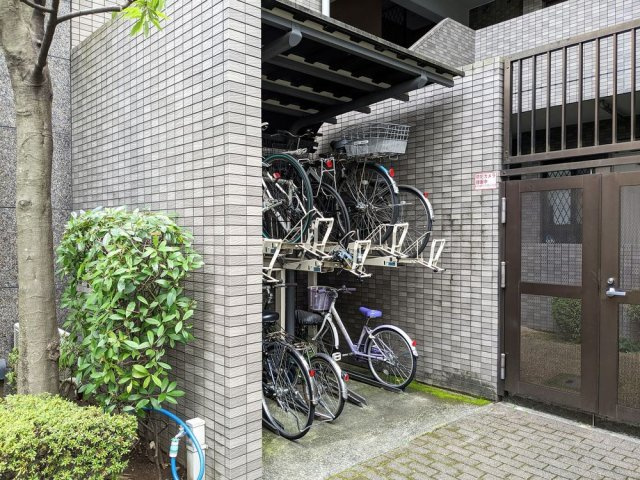 【駐輪場】 | クレアホームズ小石川
