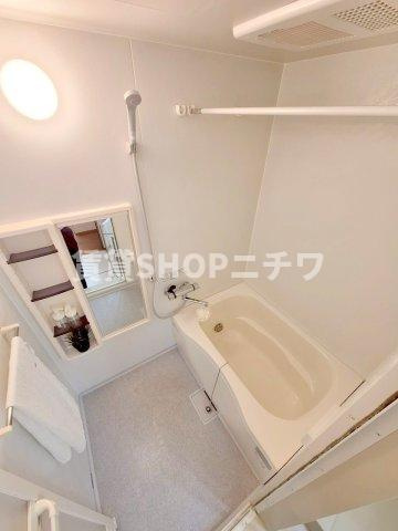 オーパス信濃町の浴室