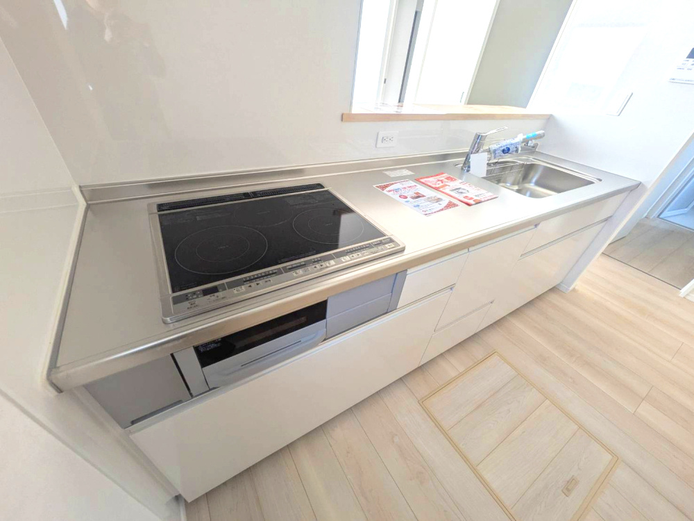 クレイドルガーデン西長戸３号棟　新築建売分譲(全5棟)　松山市西長戸第1-3号棟のキッチン|キッチンでお料理をお楽しみください