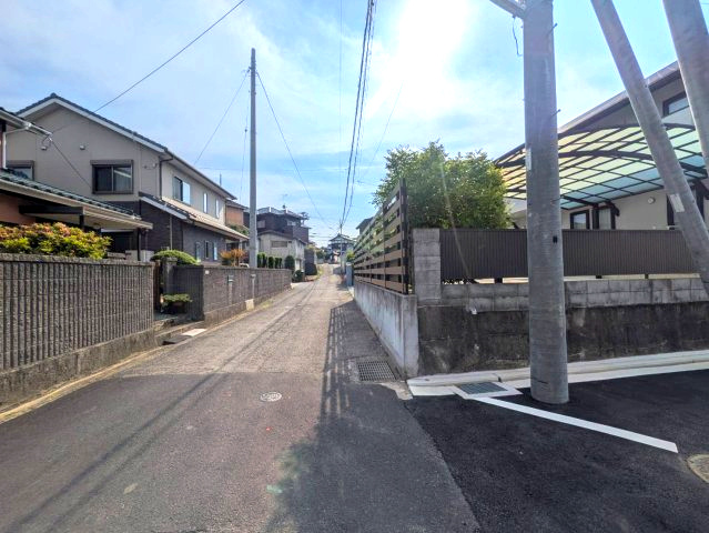 クレイドルガーデン西長戸３号棟　新築建売分譲(全5棟)　松山市西長戸第1-3号棟の周辺