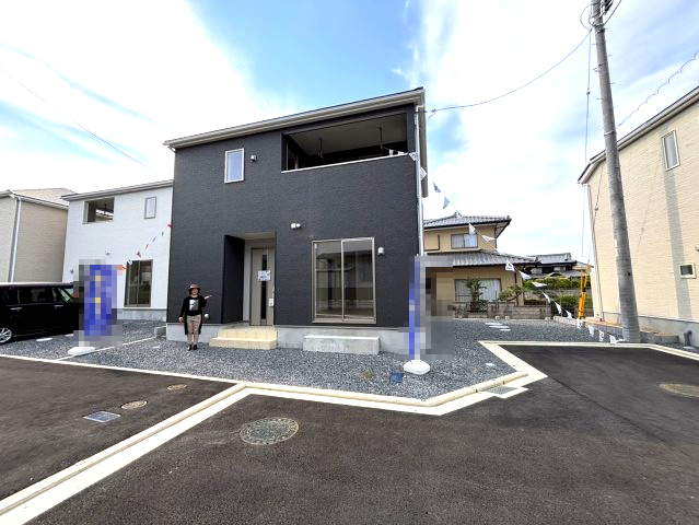 クレイドルガーデン西長戸３号棟　新築建売分譲(全5棟)　松山市西長戸第1-3号棟の外観|外観もきれいです