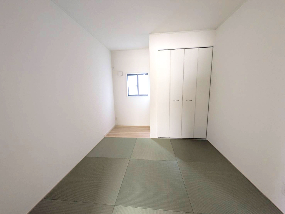 クレイドルガーデン西長戸３号棟　新築建売分譲(全5棟)　松山市西長戸第1-3号棟の和室|和室があると落ち着いた雰囲気になりますね