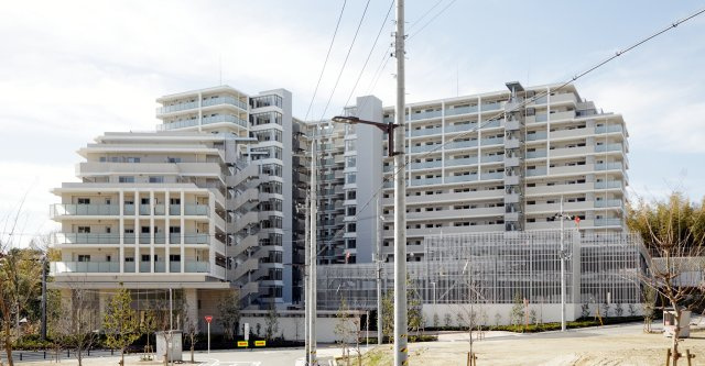 ロジュマン千里中央