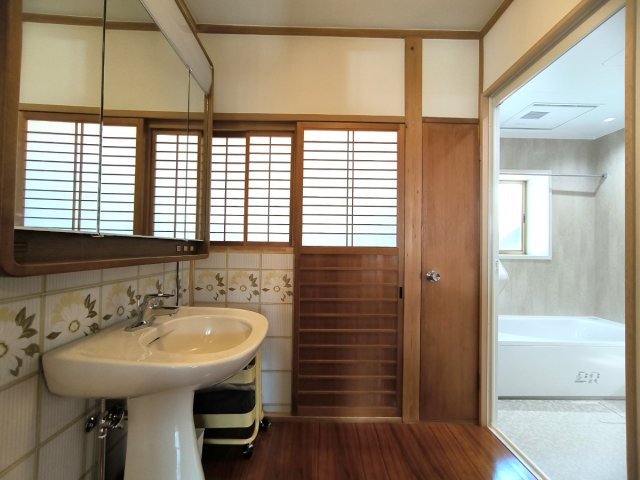 海見え！宮大工が手掛けた海を望む和風建築戸建の浴室|2024年新規交換