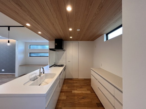 【キッチン】 | 2025年4月21日撮影