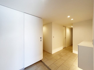 【玄関】 | 2025年4月21日撮影