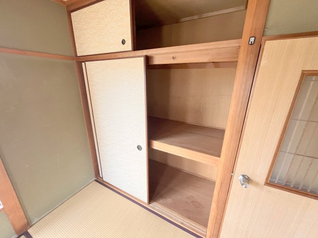 六条西2丁目戸建て（6-1-3）の収納