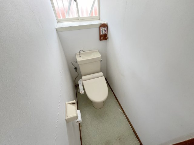 六条西2丁目戸建て（6-1-3）のトイレ