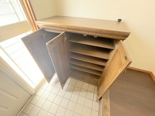 六条西2丁目戸建て（6-1-3）の収納