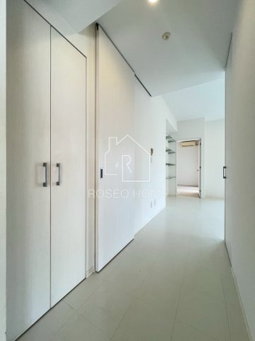 クレグラン天満の玄関