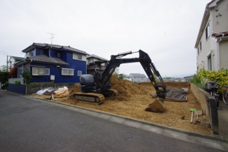 【前面道路含む現地写真】 | 【仲介手数料無料！！】川崎市麻生区細山4丁目　新築戸建て（全2棟）1号棟　4880万円