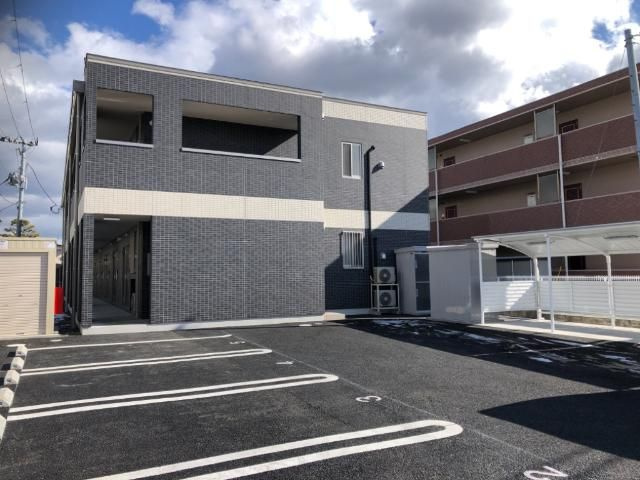 【駐車場】