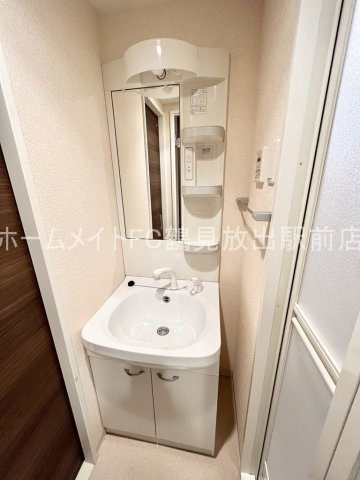 大阪市城東区今福東３丁目の賃貸マンションの独立洗面台