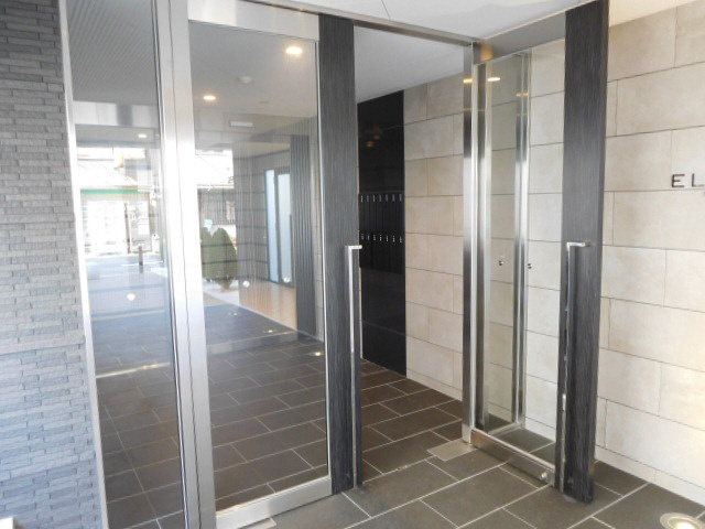 ELNIDO-FUKUZAWAのエントランス