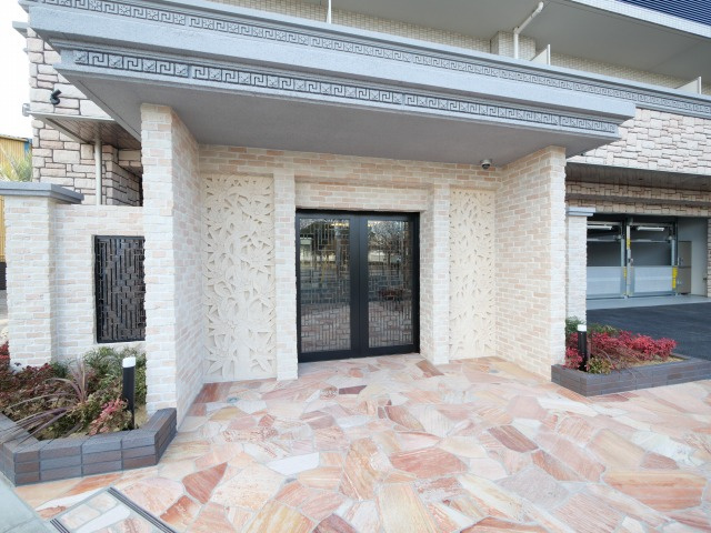 プレジオ三国ASIANのエントランス