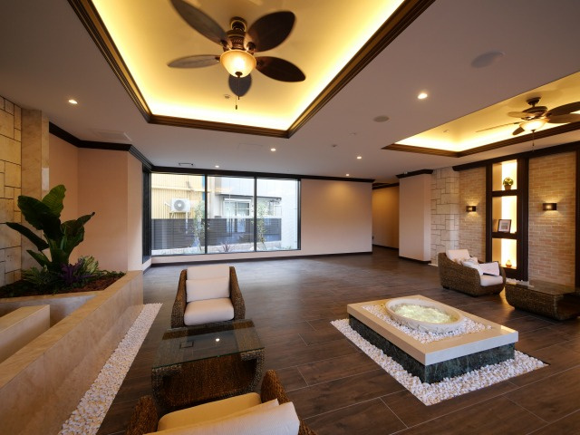 プレジオ三国ASIANのロビー