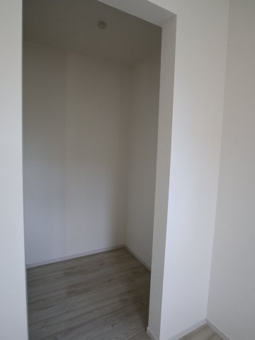 【収納】 | 《仲介手数料無料》岩槻区本丸１丁目13-4(全1戸)新築一戸建てずっとプラス | 撮影日 2025年7月20日 17:00 晴れ