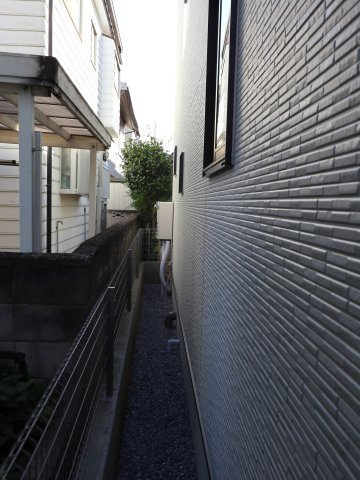 《仲介手数料無料》岩槻区本丸１丁目13-4(全1戸)新築一戸建てずっとプラスの外観|撮影日 2025年7月20日 17:00 晴れ