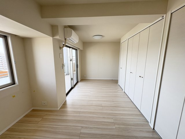 〇ル・サンク旭橋の洋室