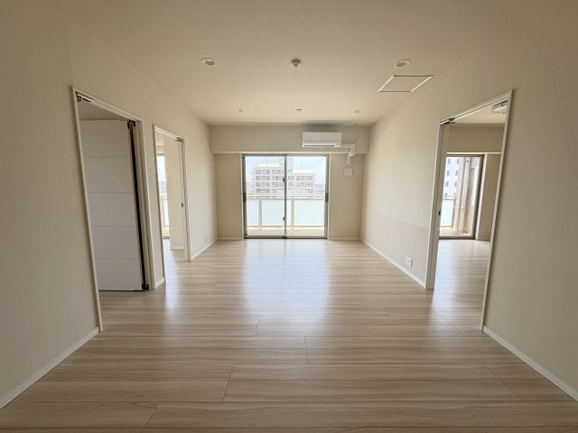 〇ル・サンク旭橋の居間・リビング