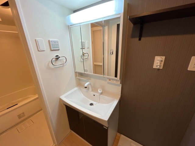 ボヌールの独立洗面台|洗髪洗面化粧台(イメージ)