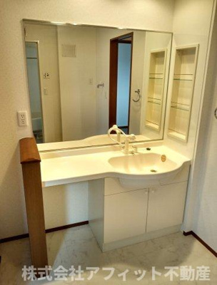 【洗面所】 | カーサ・ソレアード | 洗髪洗面化粧台