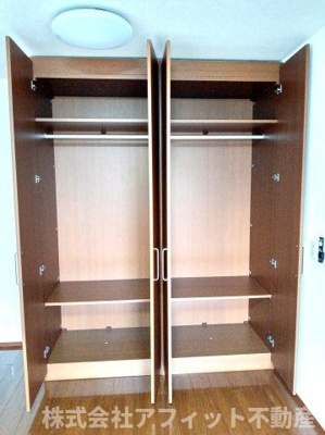 【収納】 | カーサ・ソレアード | クローゼット