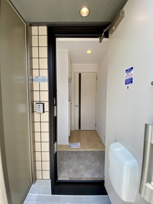 【玄関】 | ルミエール重根