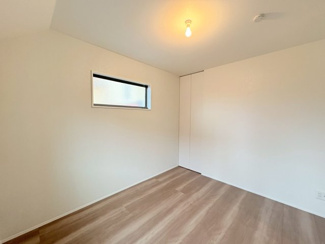 【洋室】 | 川越市南大塚1丁目　新築分譲　西武新宿線『南大塚駅』徒歩14分　【大東東小学区】