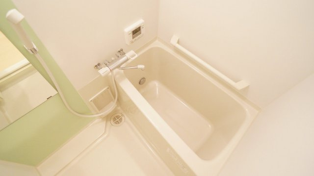 レオネクストロウェナの浴室|シンプルで使いやすいお風呂