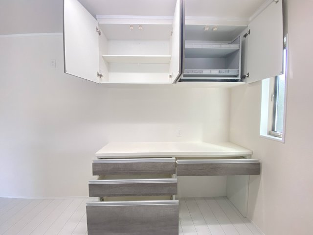 【キッチン】 | いろどりアイタウン東区戸島西7丁目　2号棟 | ☆カップボード☆