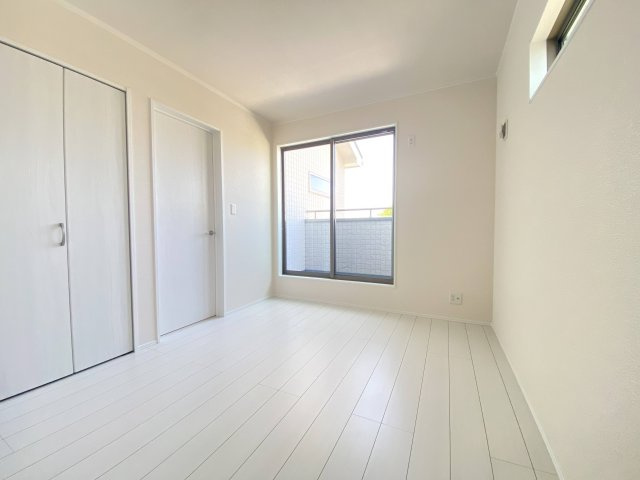 【洋室】 | いろどりアイタウン東区戸島西7丁目　2号棟 | ☆洋室６帖☆