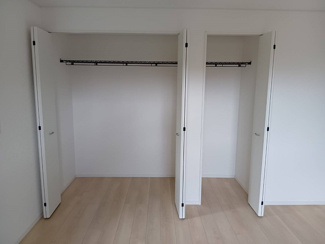 【収納】 | 海老名市上今泉4丁目  1号棟 第34 | 洋室8帖収納部分