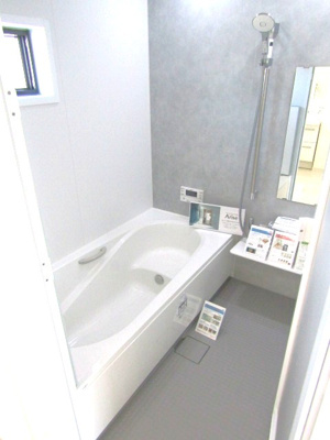 【浴室】 | エンゼルハウス南アルプス市十五所① | お風呂で日々の疲れを落としましょう